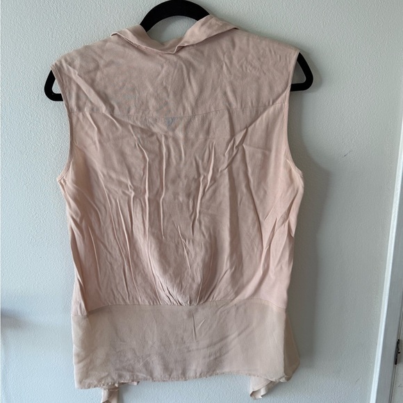 Women's Pink Sleeveless Button Down Shirt - Picture 4 of 4